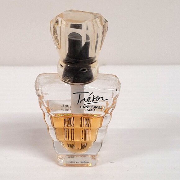 Lancome Tresor Eau de Parfum Lot 2 Spray France Rose & Delicate Fruit Blossom - Picture 4 of 7